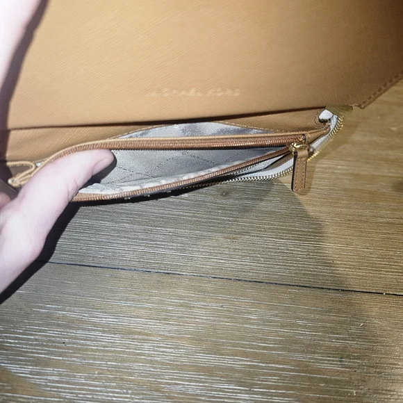 Michael Kors Gray Monogram Wallet - Picture 9 of 10